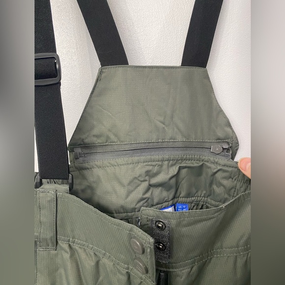 Olive green snowpants - Picture 2 of 14